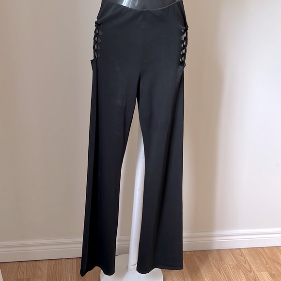 H&M Divided flare pants, XXS, black color - Picture 2 of 6